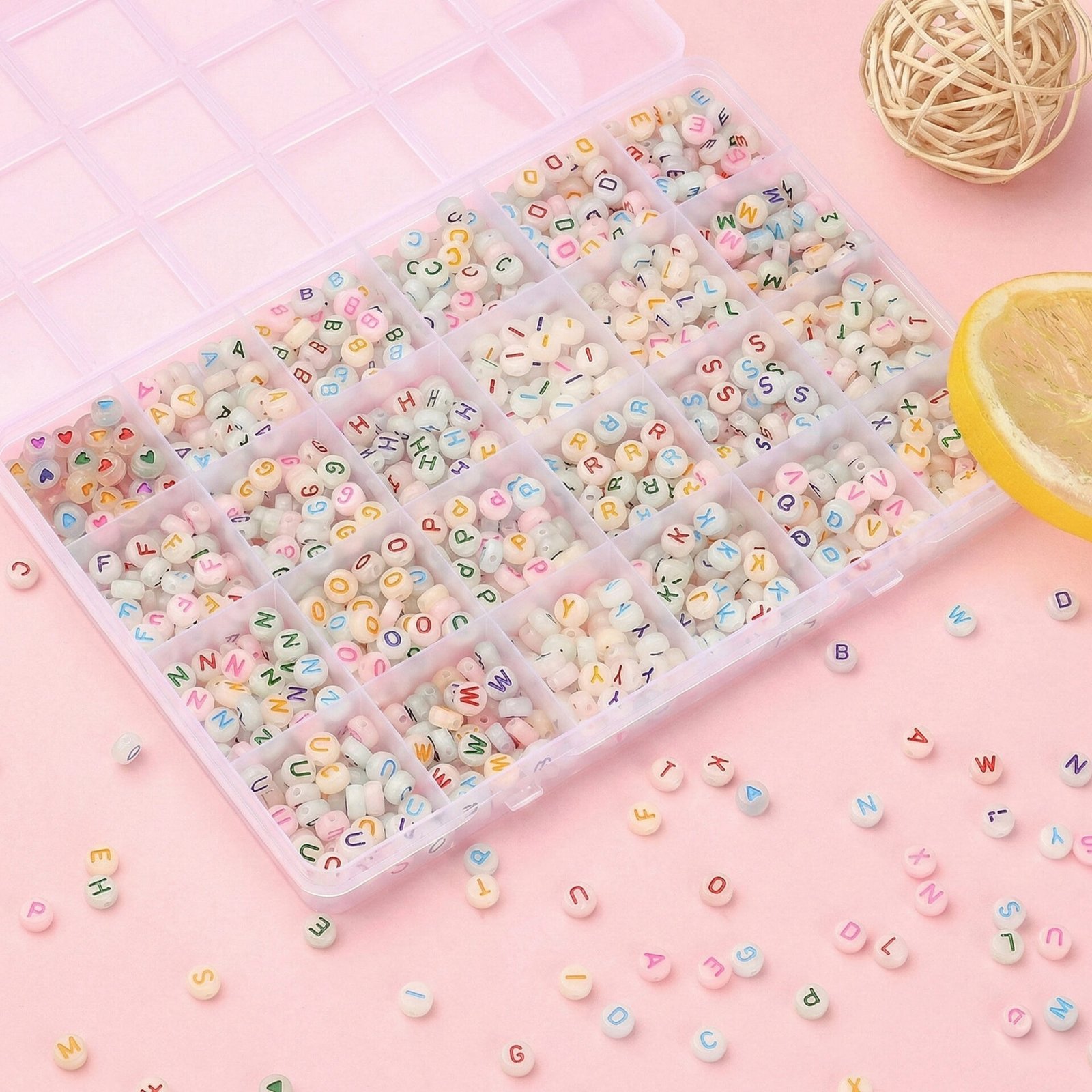 קופסת חרוזי אותיות זוהרות בחושך – תמונה 2